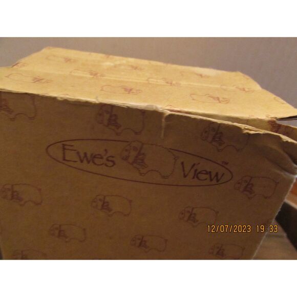 Snowman cake candle Ewe's view white carrot nose black eyes plaid scarf new - Picture 6 of 6